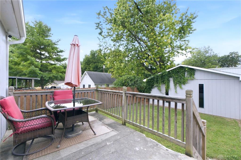663 Greenlawn Property Photo 40