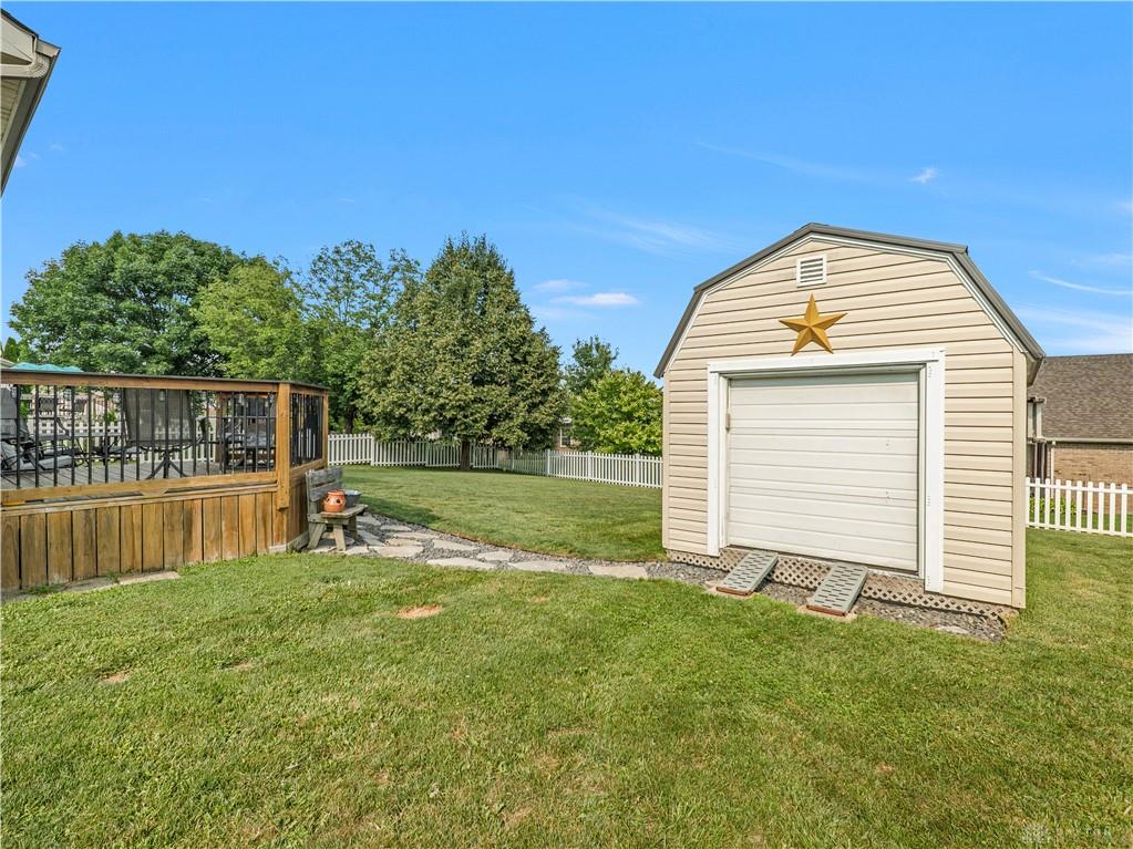 2014 Clearstream Property Photo 39