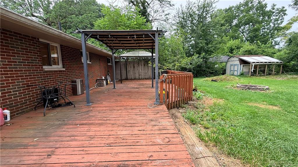 4210 White Oak Property Photo 28