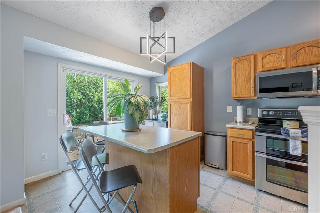 4398 Longmeadow Property Photo 4