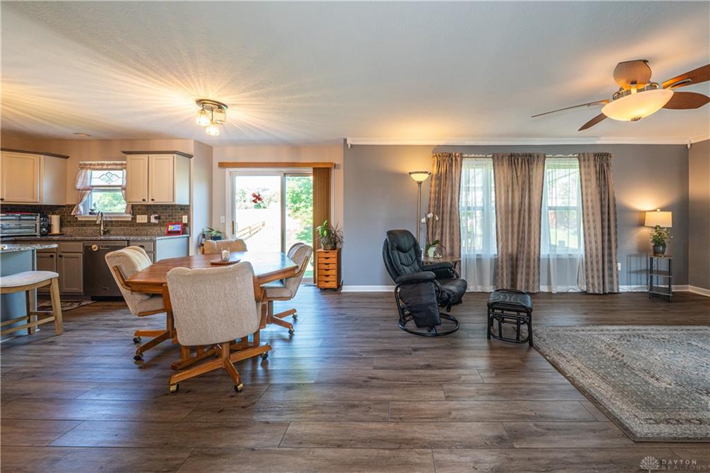 10765 Stone Ridge Property Photo 4