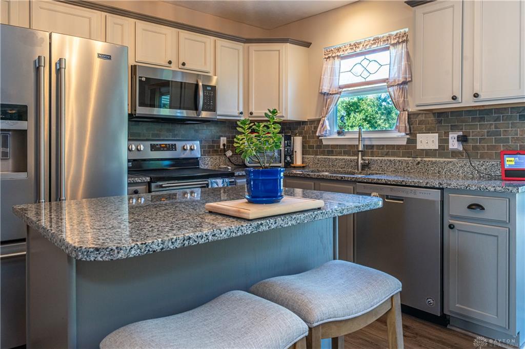 10765 Stone Ridge Property Photo 6