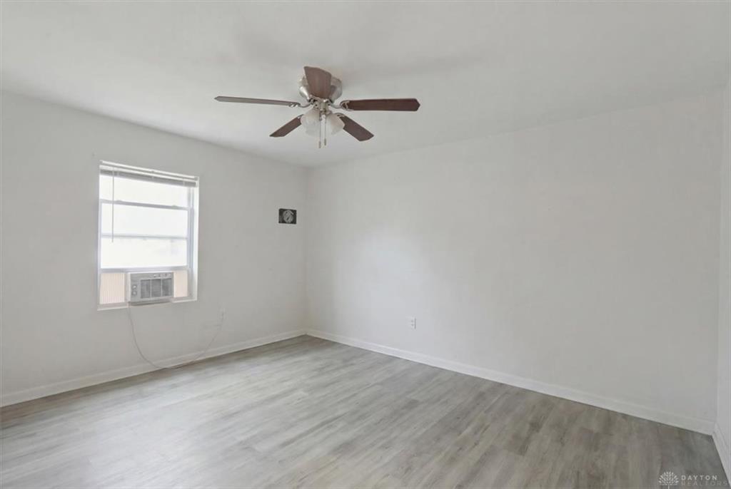 2728-2730 E 4th Property Photo 14