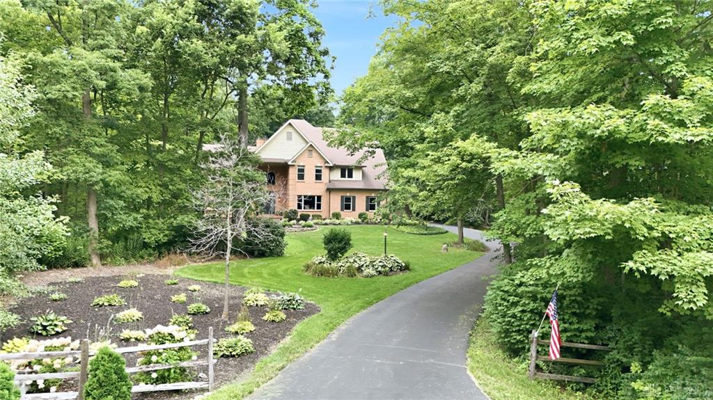 2054 Winding Brook Property Photo 7