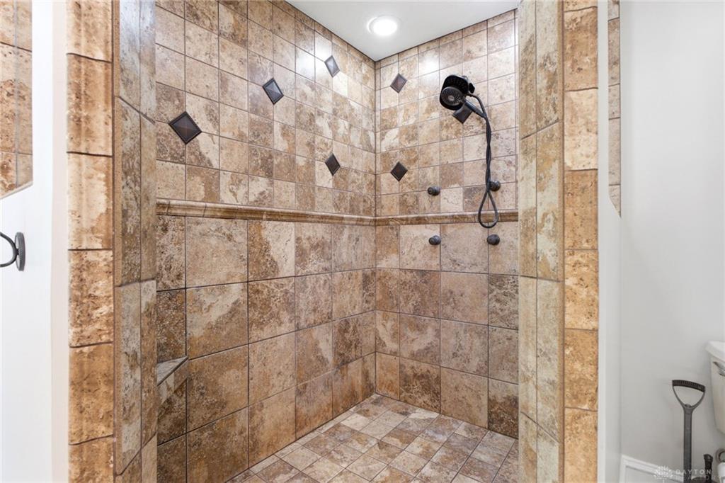 2054 Winding Brook Property Photo 39