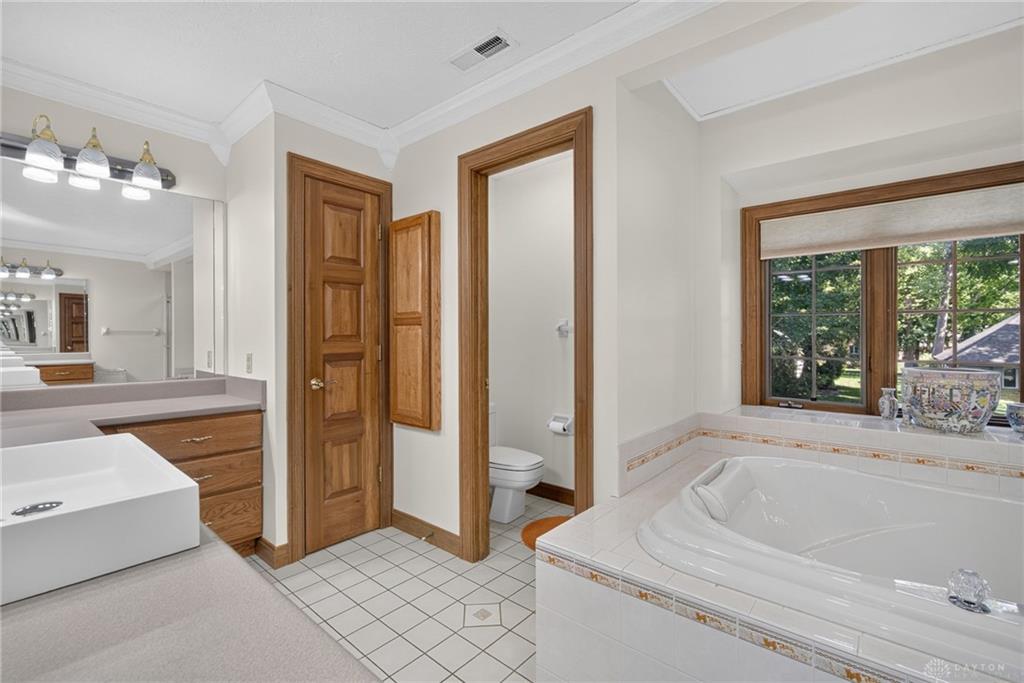 861 Kelsey Property Photo 43