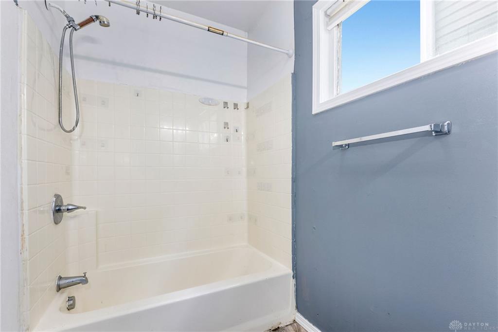 2114 Wayne Property Photo 18