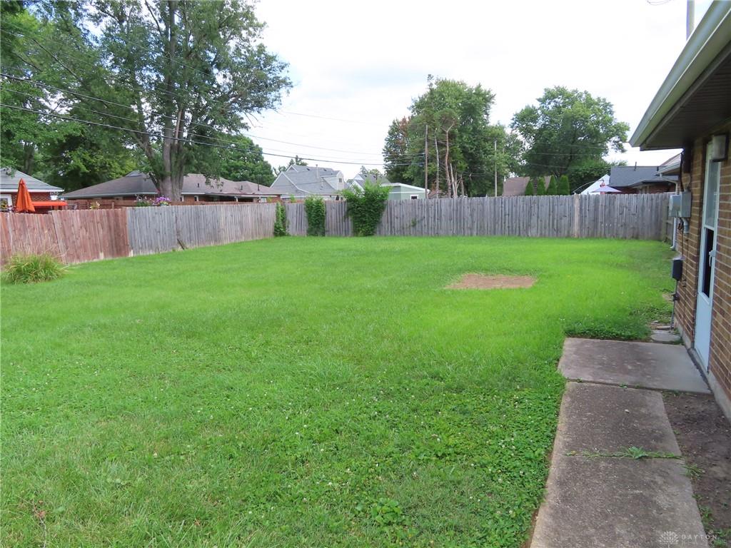 937 E Stroop Property Photo 3