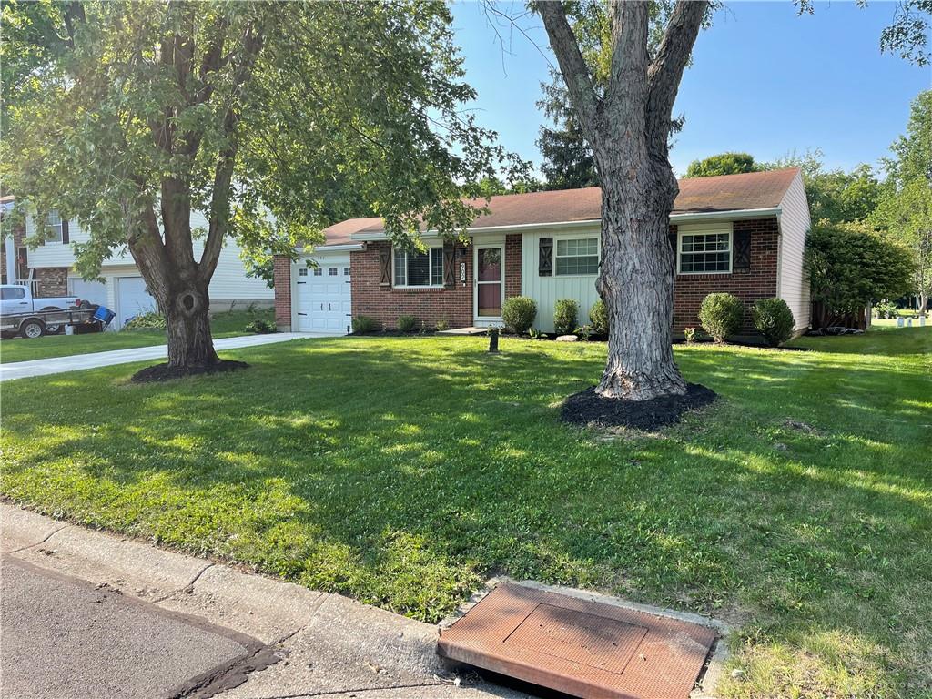 902 W Martindale Property Photo 3