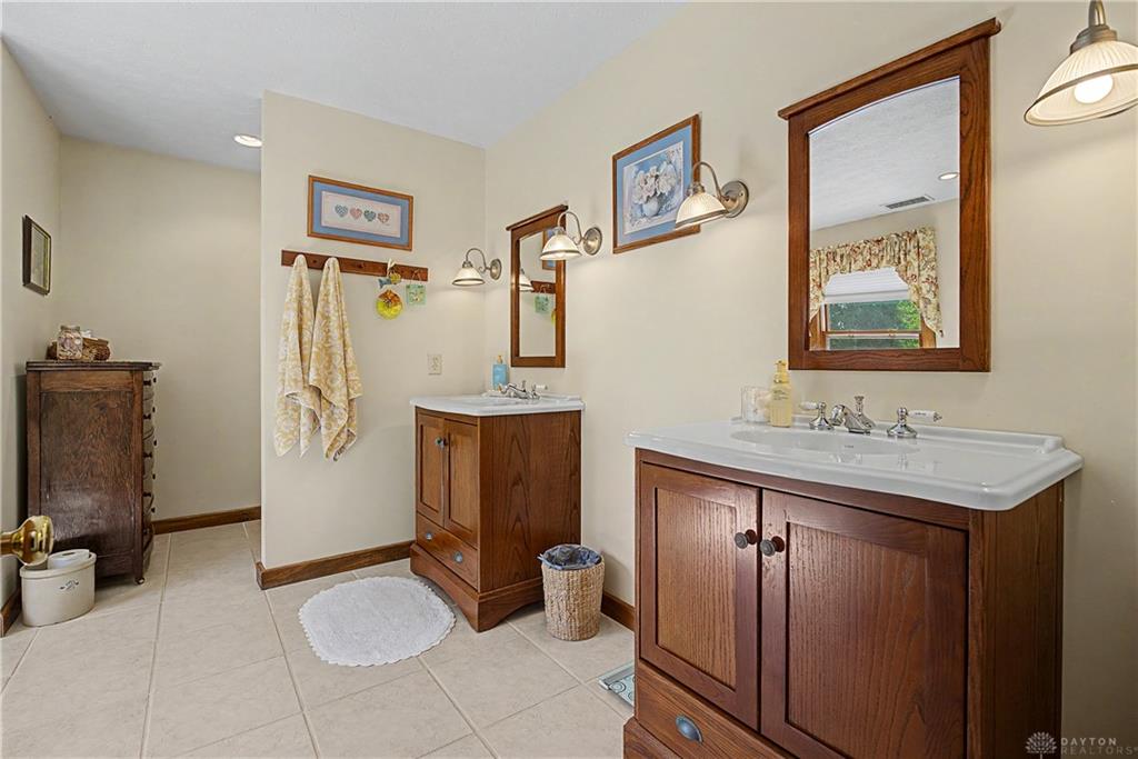 1082 Roger Scott Property Photo 53
