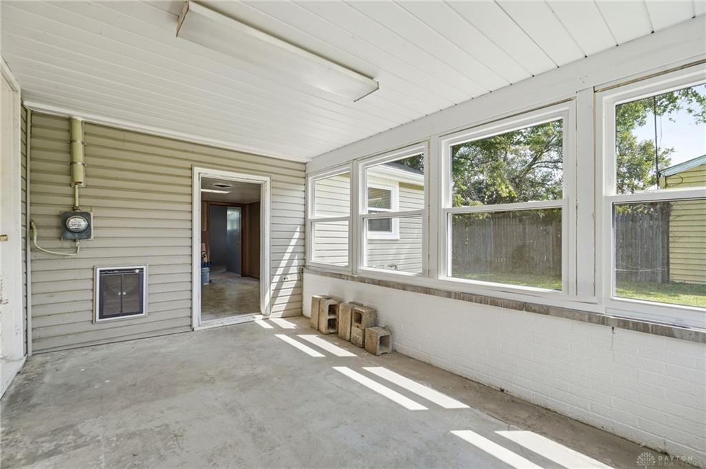 140 W Keller Property Photo 4