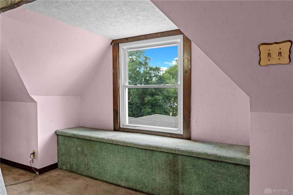 24 E 5th Property Photo 27