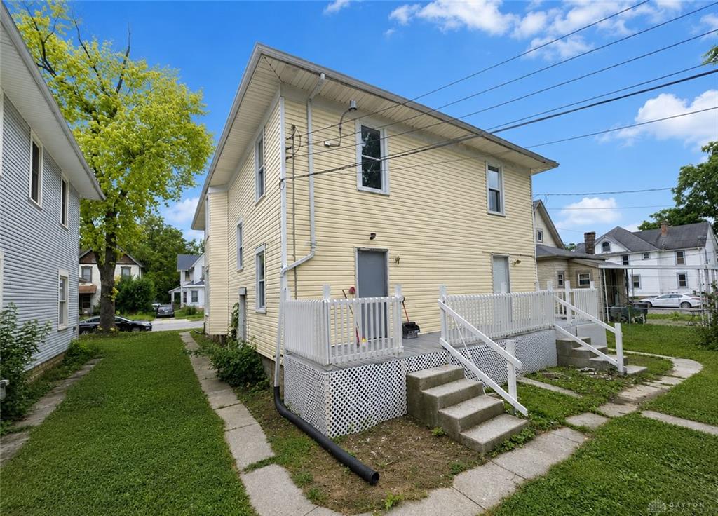 1325-1327 Clifton Property Photo 6