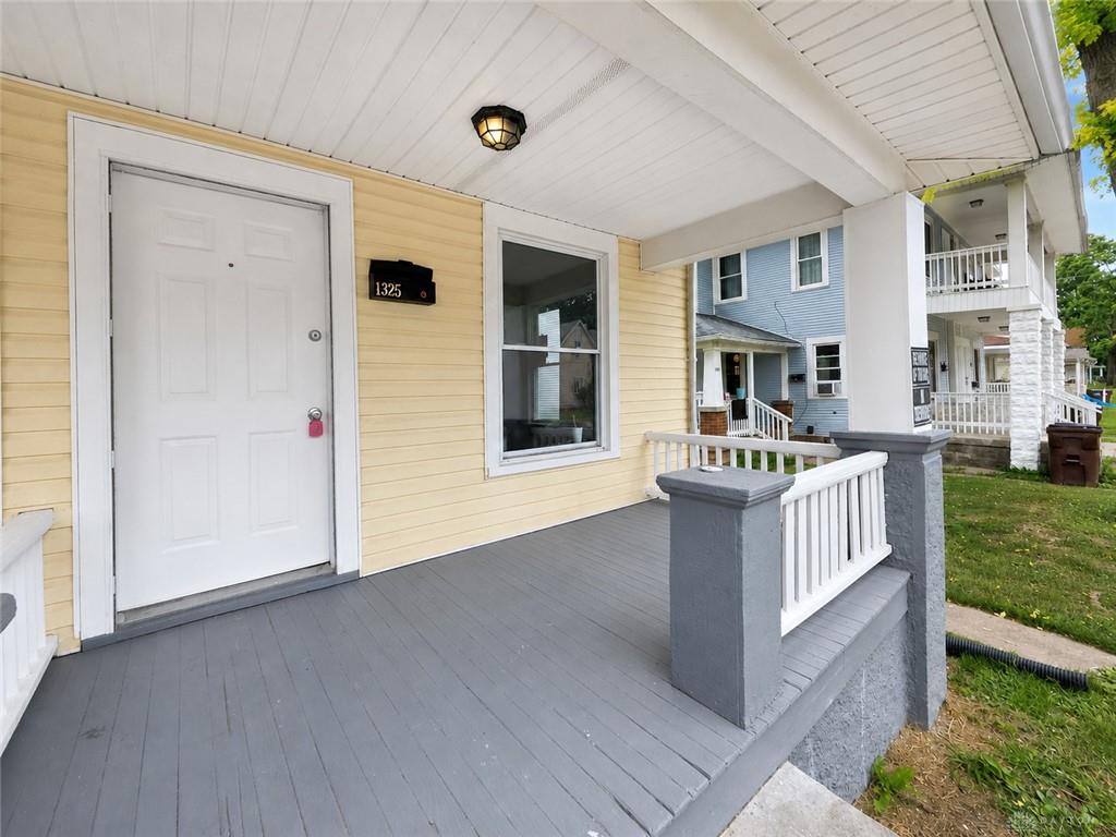 1325-1327 Clifton Property Photo 7