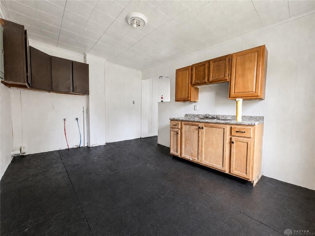 1325-1327 Clifton Property Photo 12