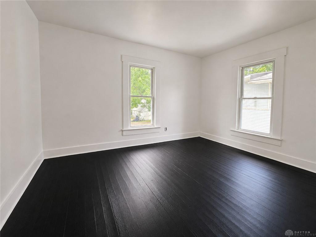 1325-1327 Clifton Property Photo 27