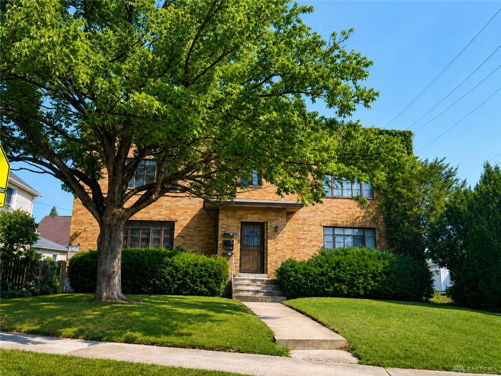19 W Siebenthaler Property Photo 1