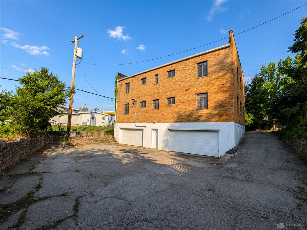 19 W Siebenthaler Property Photo 4