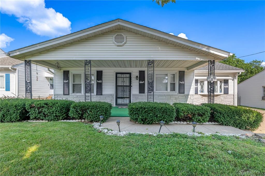 3205 Andrew Property Photo 1