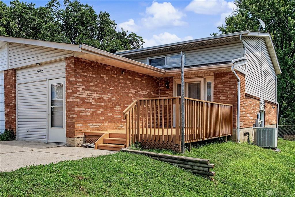 18 Highridge Property Photo 4