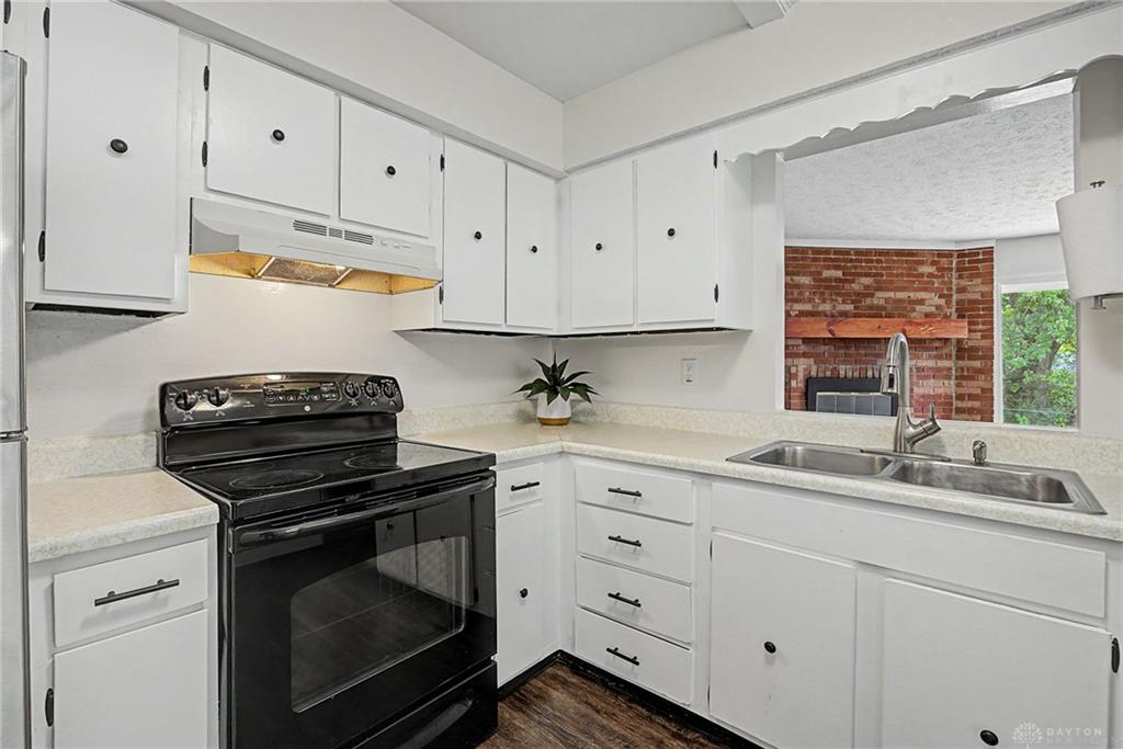 18 Highridge Property Photo 14