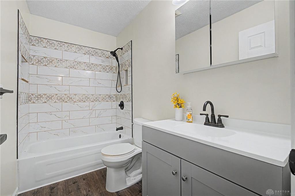 18 Highridge Property Photo 27