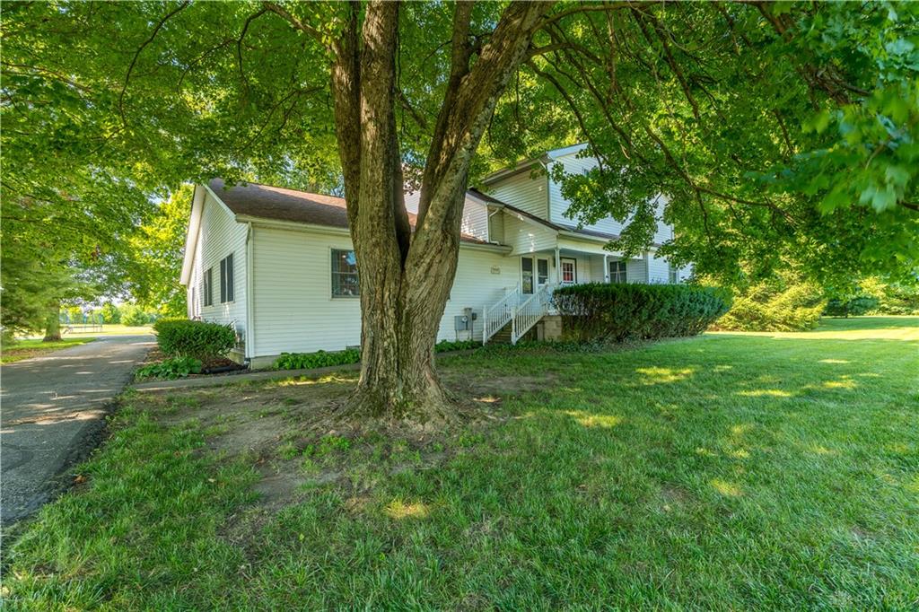 2990 Peebles Property Photo 3
