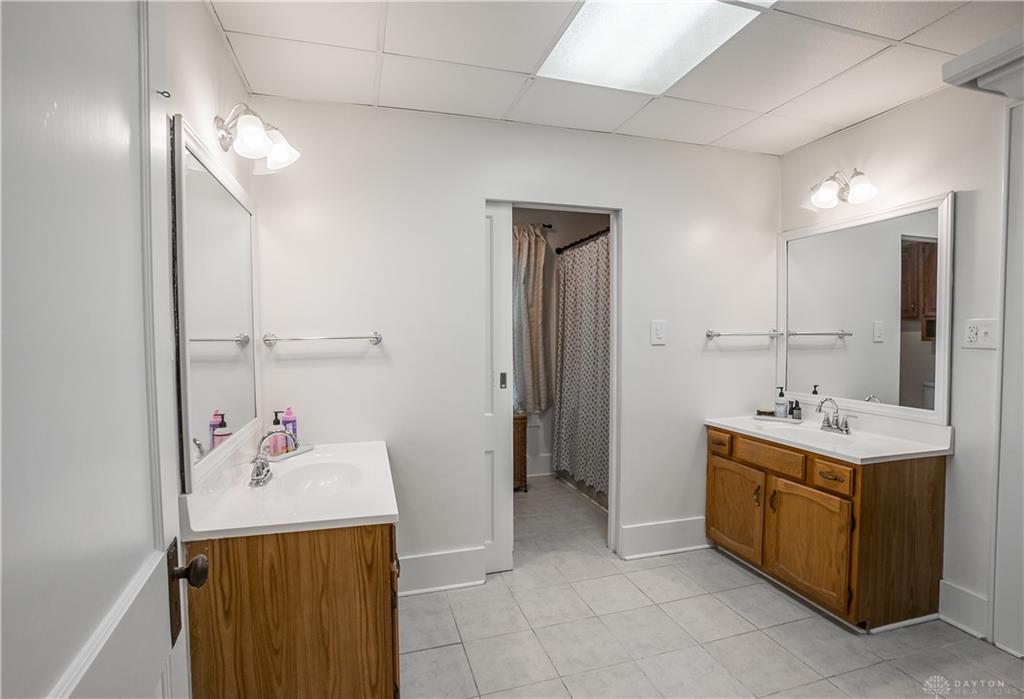 2990 Peebles Property Photo 38