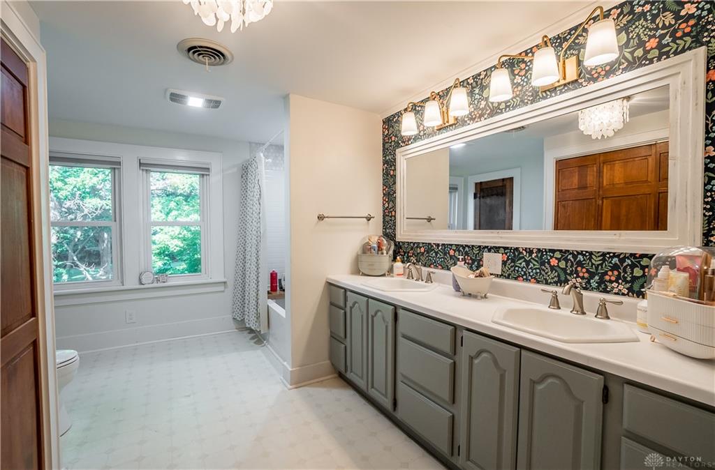2990 Peebles Property Photo 45