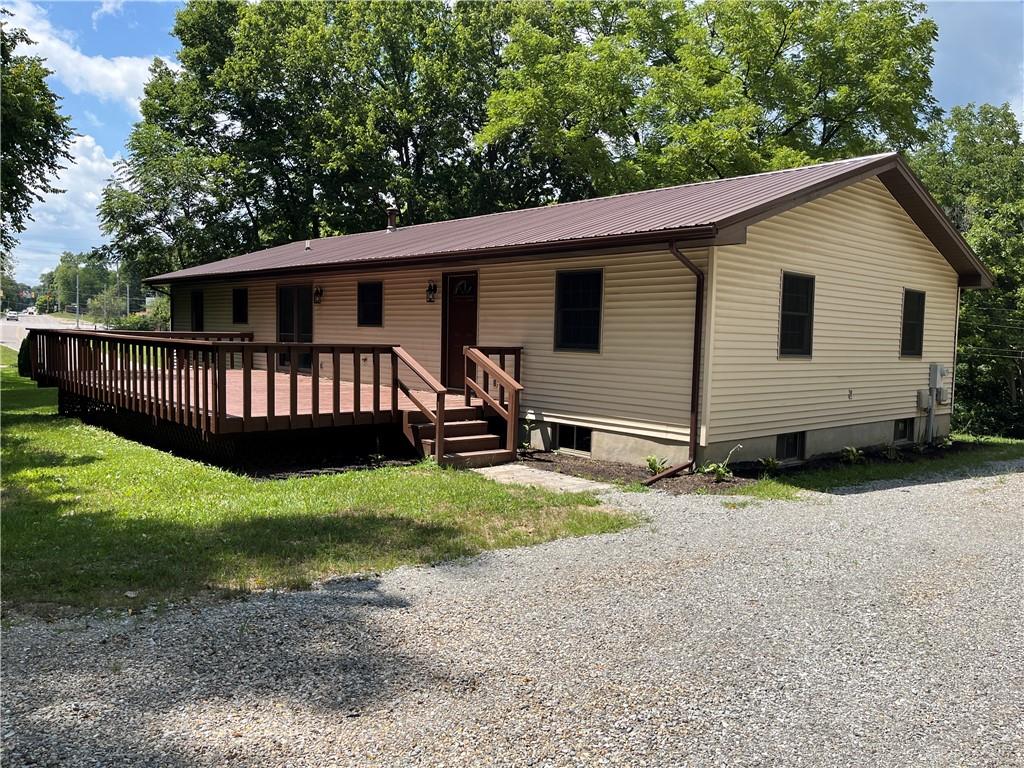 6020 Dog Leg Property Photo 1