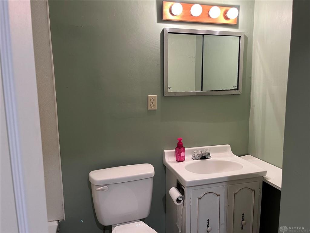 5669 Traymore Property Photo 12