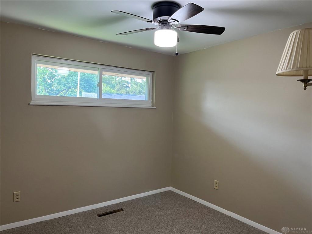 5669 Traymore Property Photo 15