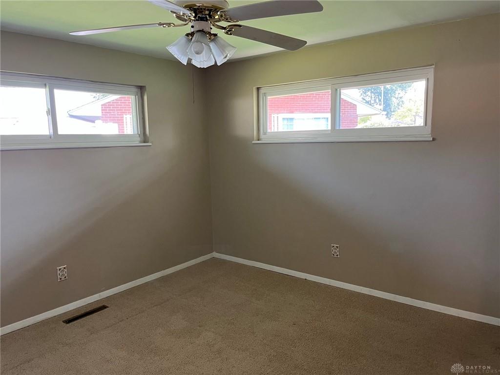 5669 Traymore Property Photo 19