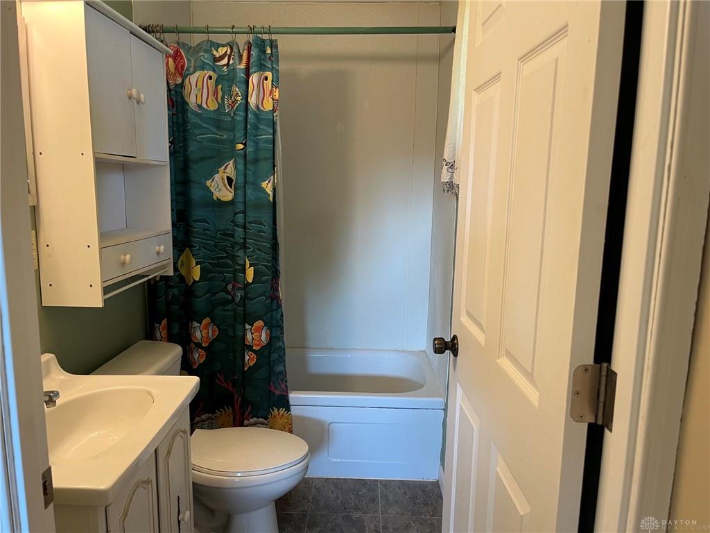 5669 Traymore Property Photo 22