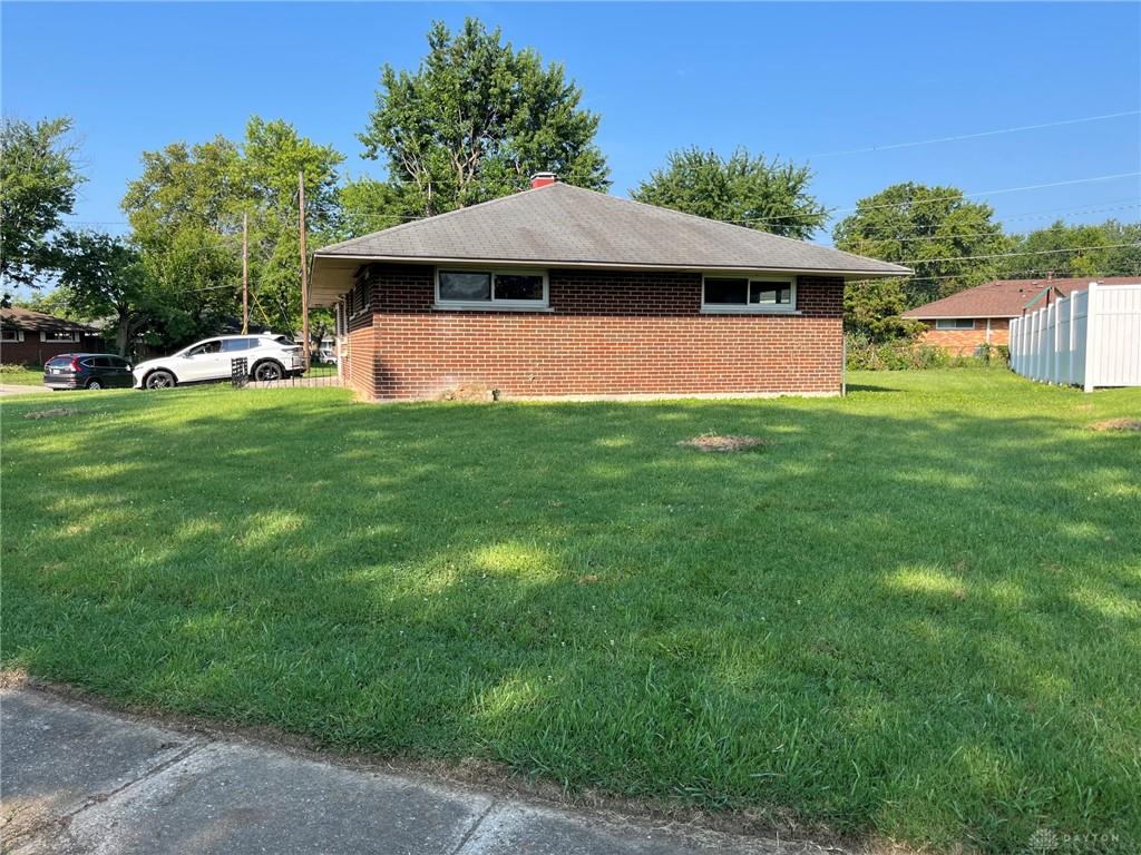 5669 Traymore Property Photo 33