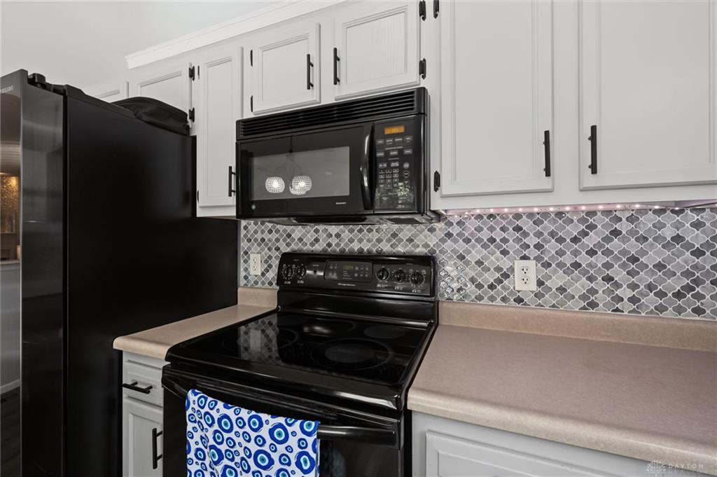 875 Gearhardt Property Photo 8