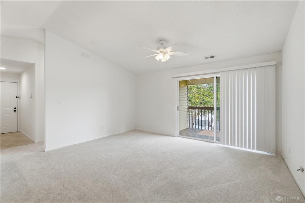 1420 Lake Pointe Property Photo 7