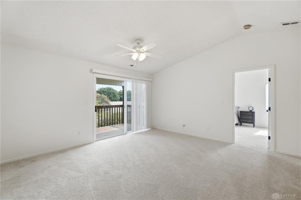 1420 Lake Pointe Property Photo 9
