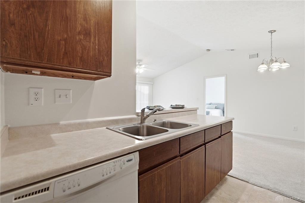 1420 Lake Pointe Property Photo 23