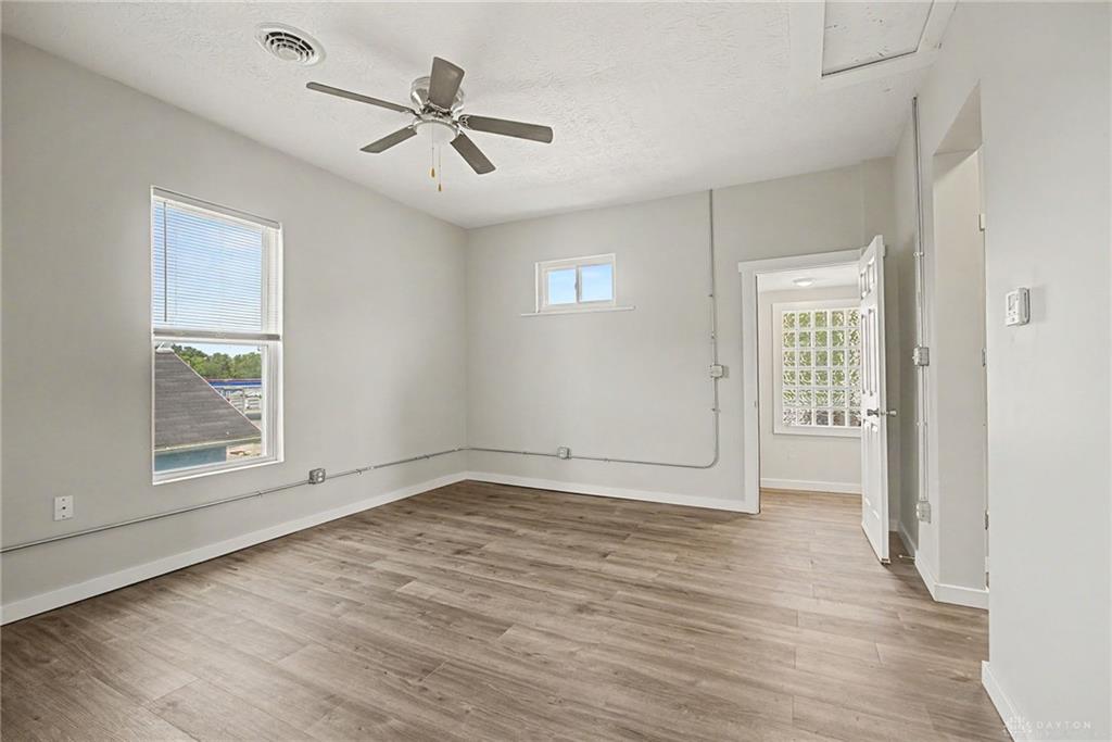 1834 E 5th St. Property Photo 12
