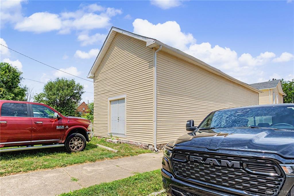 1834 E 5th St. Property Photo 46