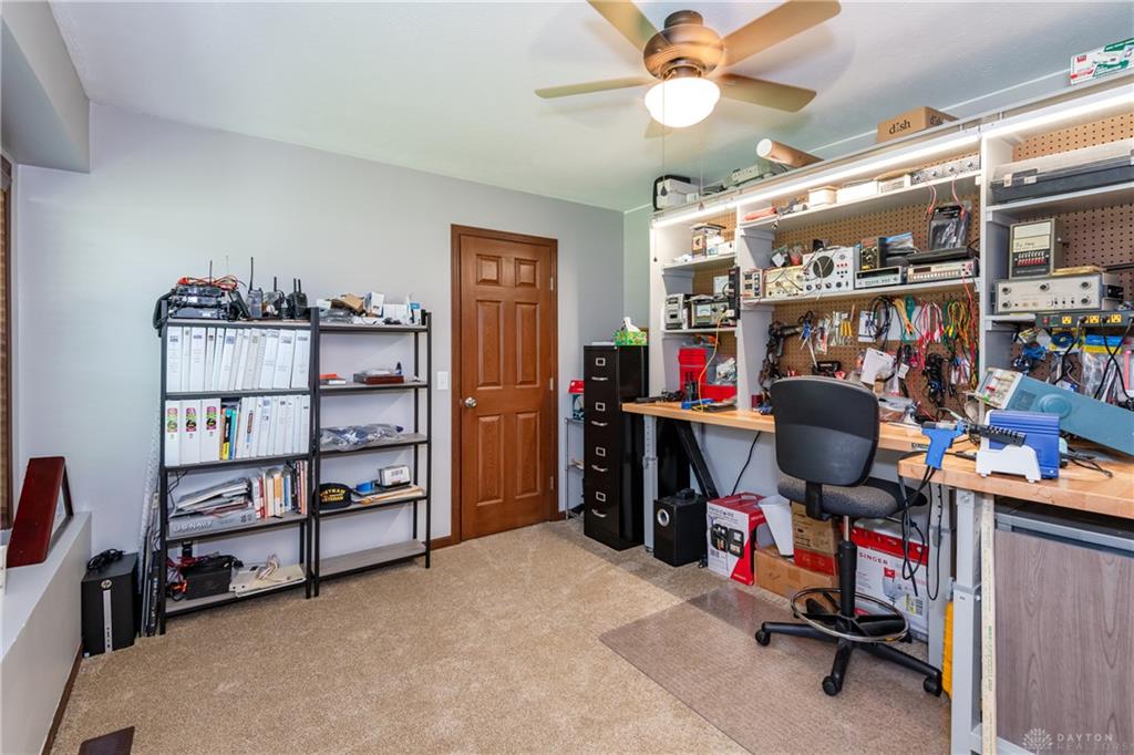 945 Ormsby Property Photo 23
