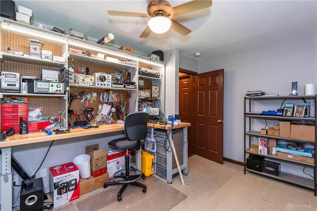 945 Ormsby Property Photo 24