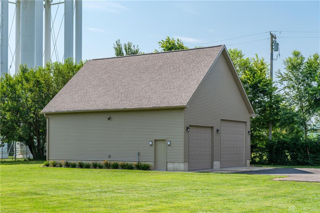 945 Ormsby Property Photo 47