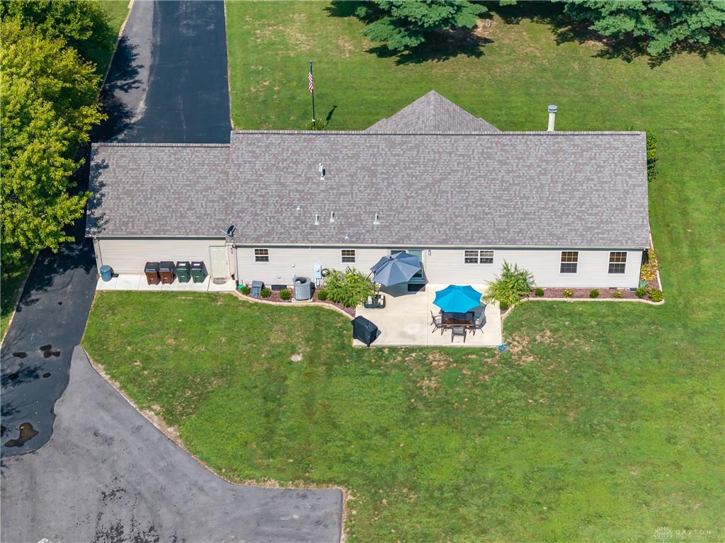 945 Ormsby Property Photo 65