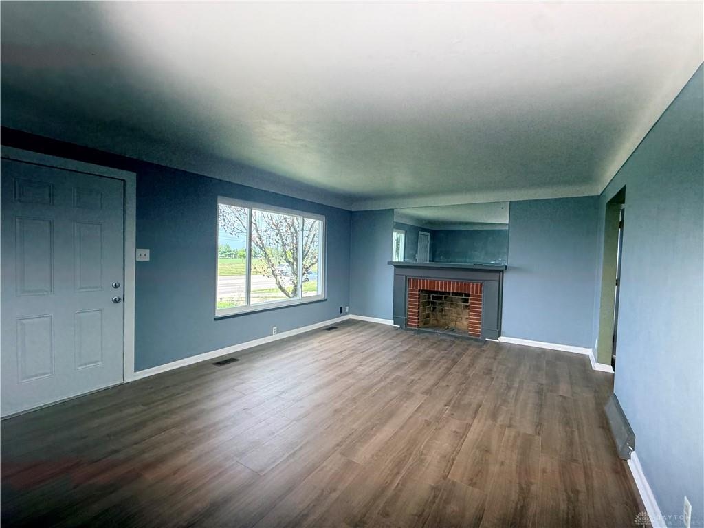 1812 E Dorothy Property Photo 3