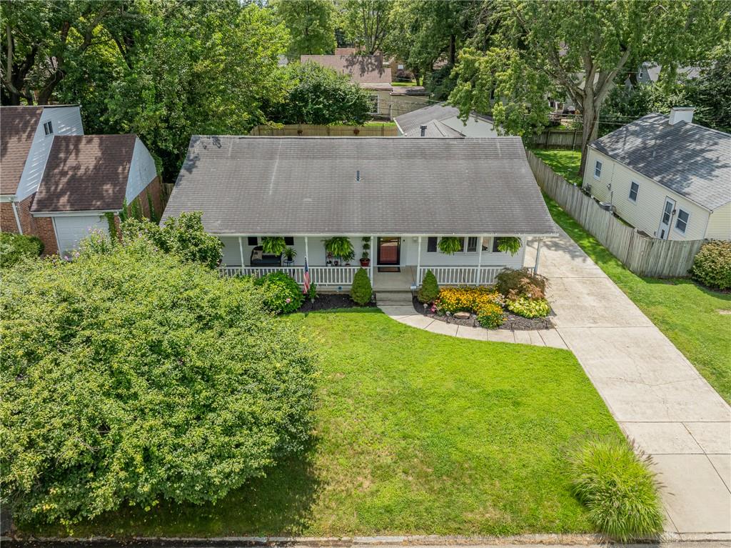 516 Earnshaw Property Photo 20