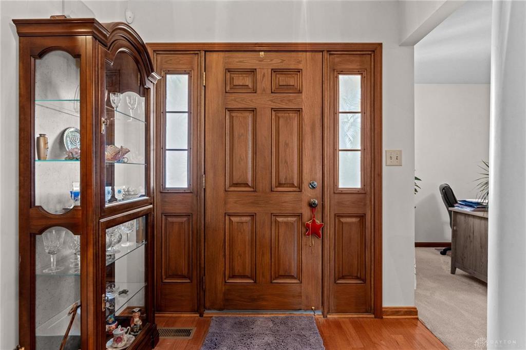 7015 Rosecliff Property Photo 4