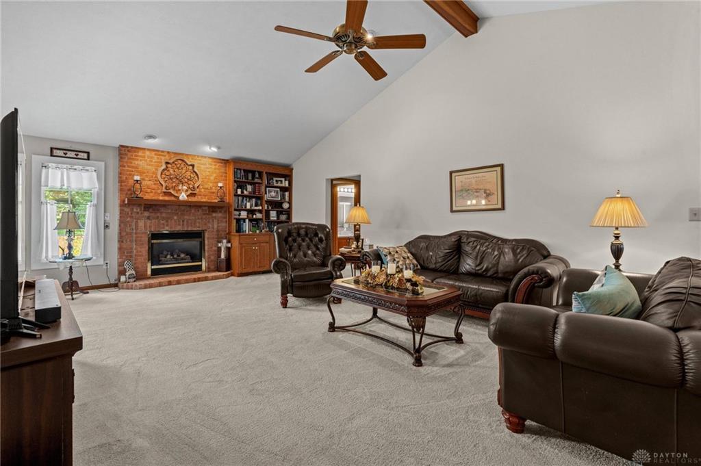 7015 Rosecliff Property Photo 5