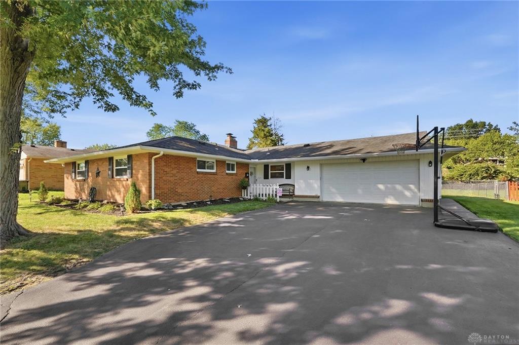 4867 Arrowhead Property Photo 1